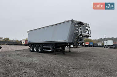 Самосвал полуприцеп Schmitz Cargobull SKI 2010 в Киеве