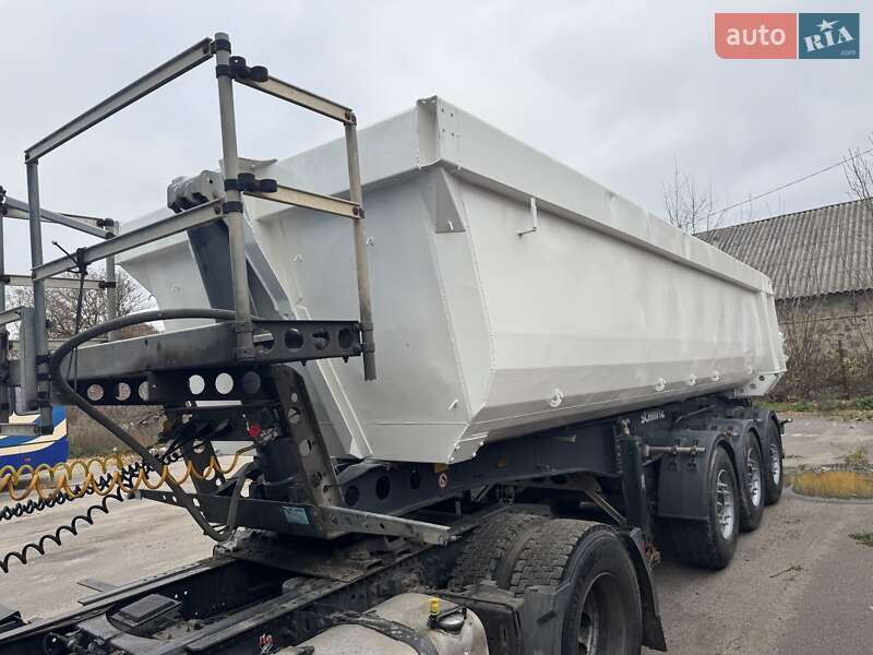 Самосвал полуприцеп Schmitz Cargobull SKI 2013 в Виннице