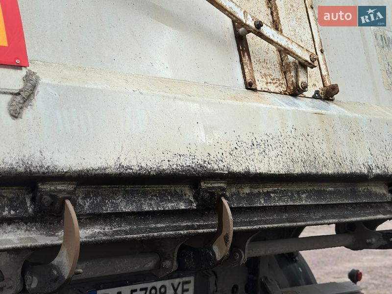 Самоскид напівпричіп Schmitz Cargobull SKI 2008 в Києві