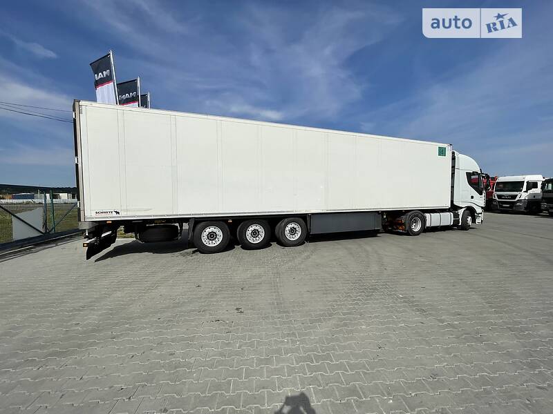Рефрижератор полуприцеп Schmitz Cargobull SKO 24 2015 в Черновцах