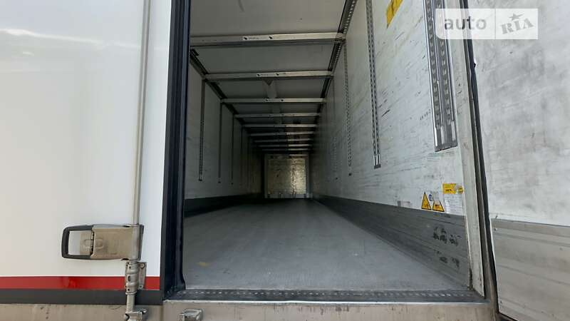 Рефрижератор напівпричіп Schmitz Cargobull SKO 24 2012 в Львові