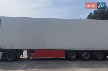 Рефрижератор напівпричіп Schmitz Cargobull SKO 24 2001 в 