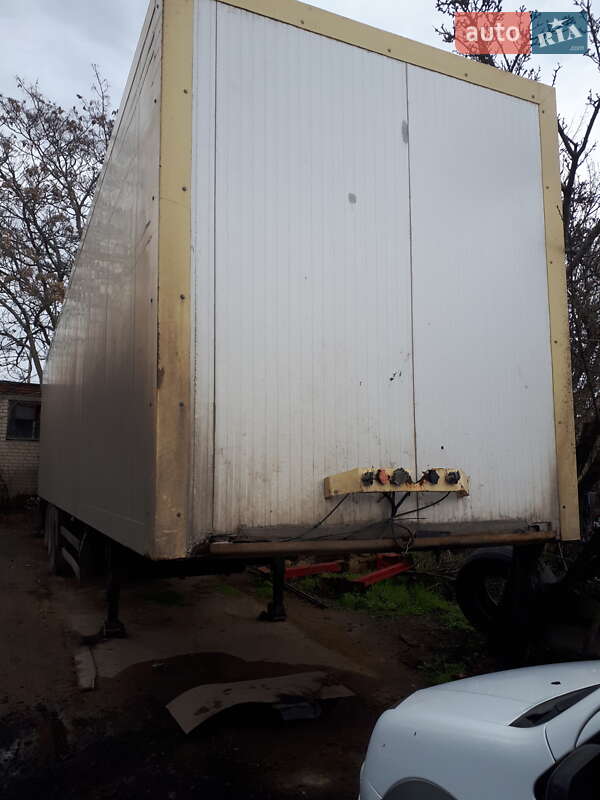 Ізотермічна будка Schmitz Cargobull SKO 24 1999 в Миколаєві