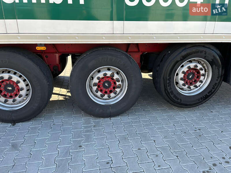 Рефрижератор напівпричіп Schmitz Cargobull SKO 24 2012 в Рава-Руській