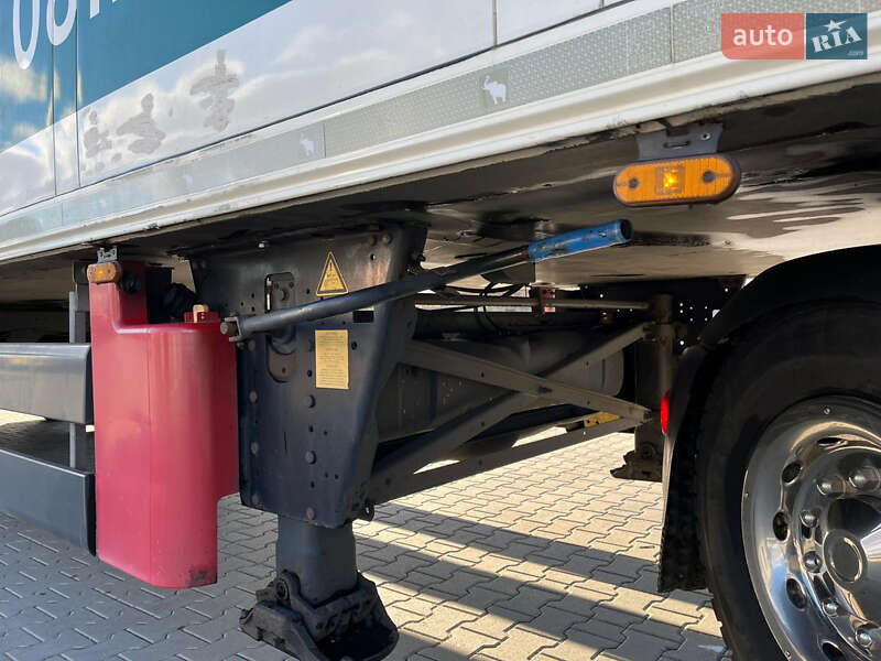 Рефрижератор напівпричіп Schmitz Cargobull SKO 24 2012 в Рава-Руській