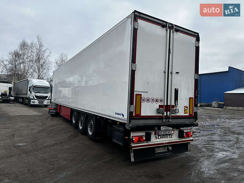 Рефрижератор напівпричіп Schmitz Cargobull SKO 24 2011 в Луцьку
