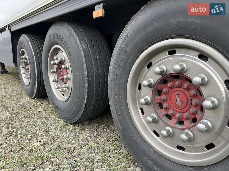 Рефрижератор напівпричіп Schmitz Cargobull SKO 24 2014 в Ужгороді