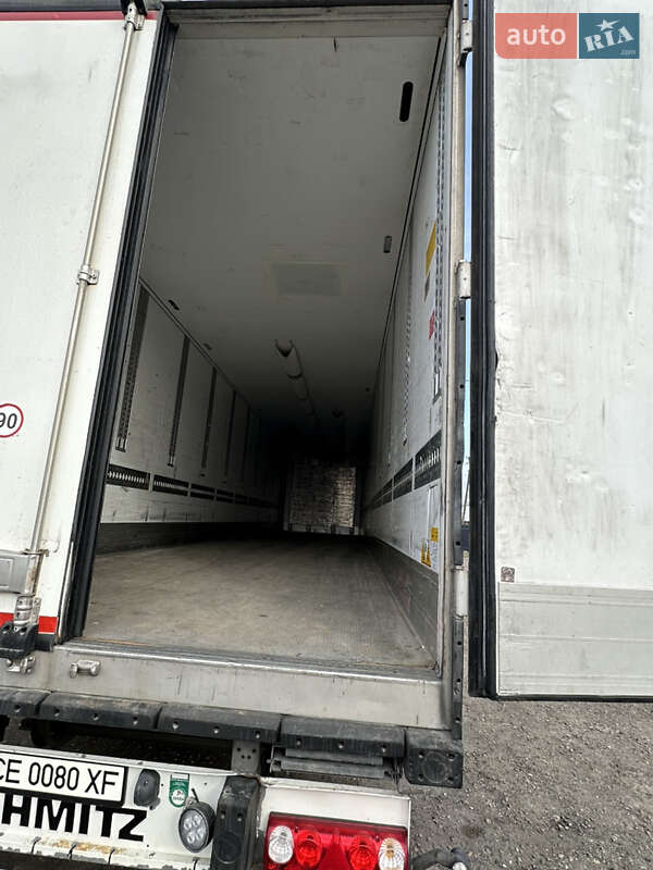 Рефрижератор полуприцеп Schmitz Cargobull SKO 24 2015 в Черновцах
