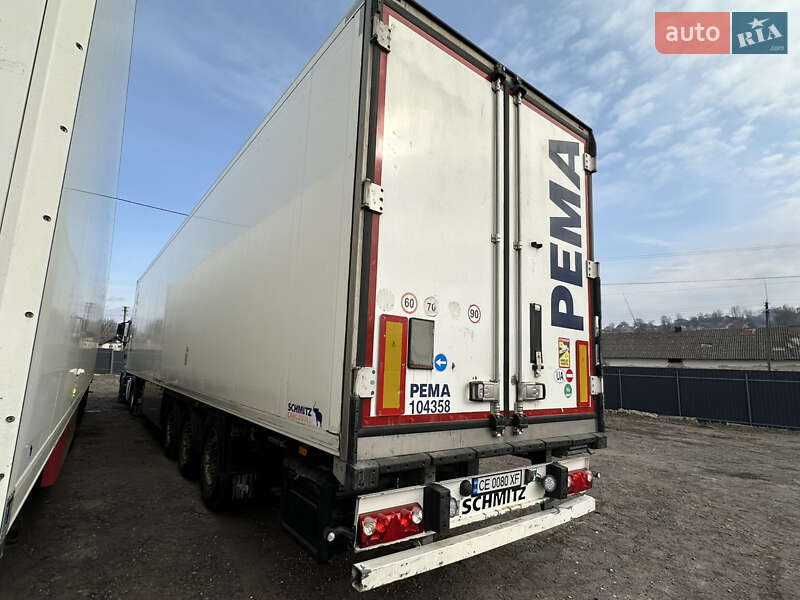 Рефрижератор полуприцеп Schmitz Cargobull SKO 24 2015 в Черновцах