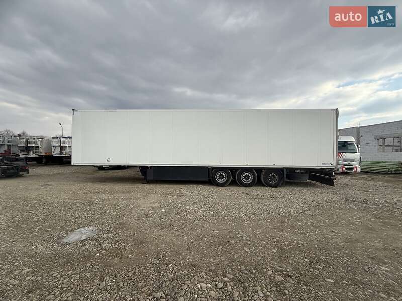 Рефрижератор напівпричіп Schmitz Cargobull SKO 24 2011 в Тячеві