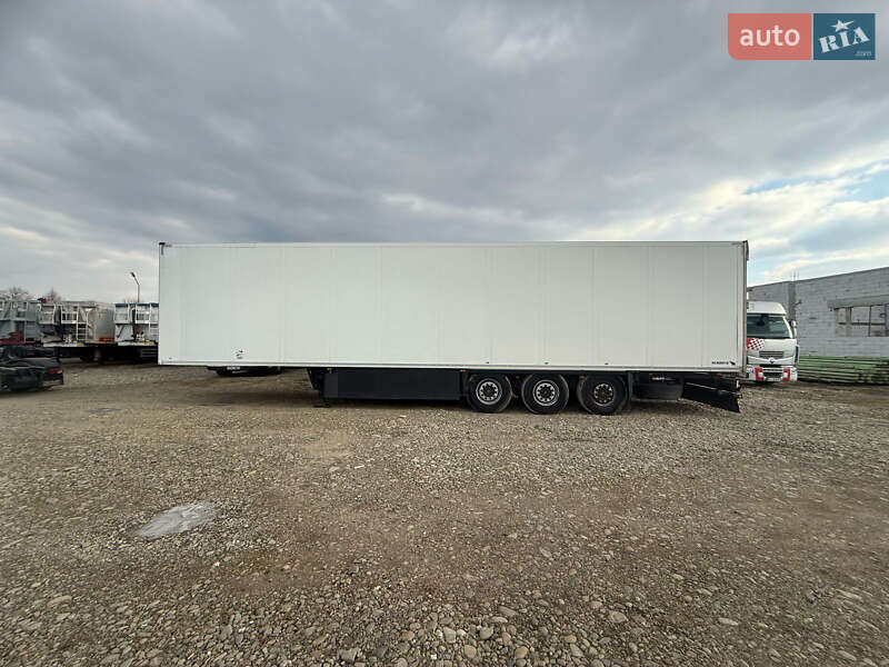 Рефрижератор напівпричіп Schmitz Cargobull SKO 24 2011 в Тячеві