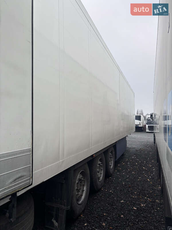 Рефрижератор Schmitz Cargobull SKO 24 2008 в Луцьку
