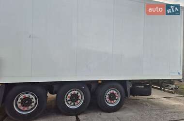 Рефрижератор полуприцеп Schmitz Cargobull SKO 24 2007 в 