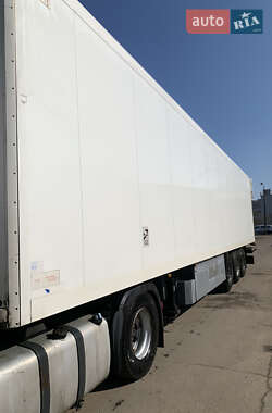 Рефрижератор полуприцеп Schmitz Cargobull SKO 24 2007 в 