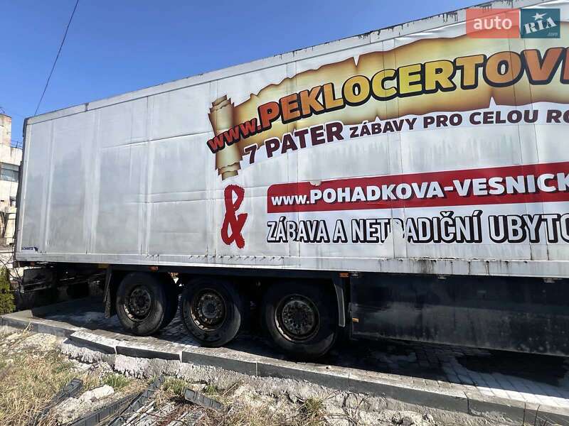 Рефрижератор Schmitz Cargobull SKO 24 2002 в Львове