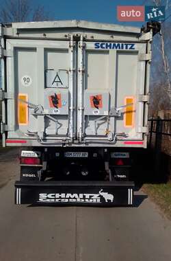 Зерновоз - полуприцеп Schmitz Cargobull SKO 24 2006 в 