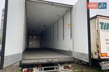 Рефрижератор напівпричіп Schmitz Cargobull SKO 24 2013 в 