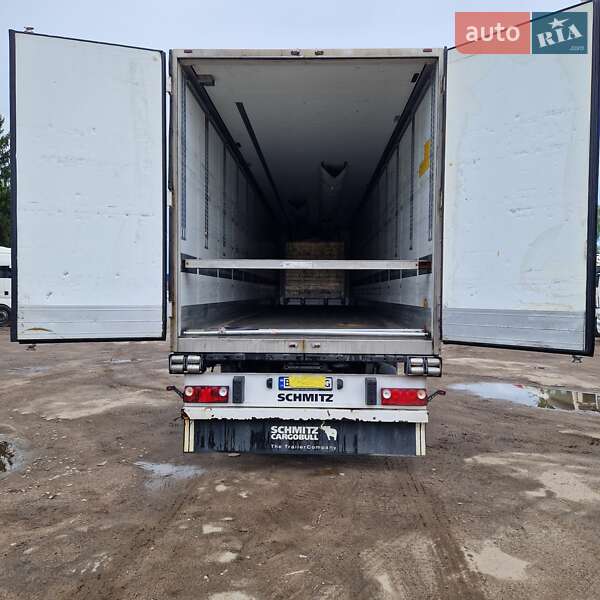 Рефрижератор полуприцеп Schmitz Cargobull SKO 24 2012 в Львове