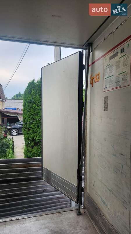 Рефрижератор полуприцеп Schmitz Cargobull SKO 24 2003 в Обухове фото 13 Рефрижератор полуприцеп Schmitz Cargobull SKO 24 2003 в Обухове