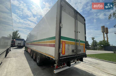 Рефрижератор напівпричіп Schmitz Cargobull SKO 24 2012 в 