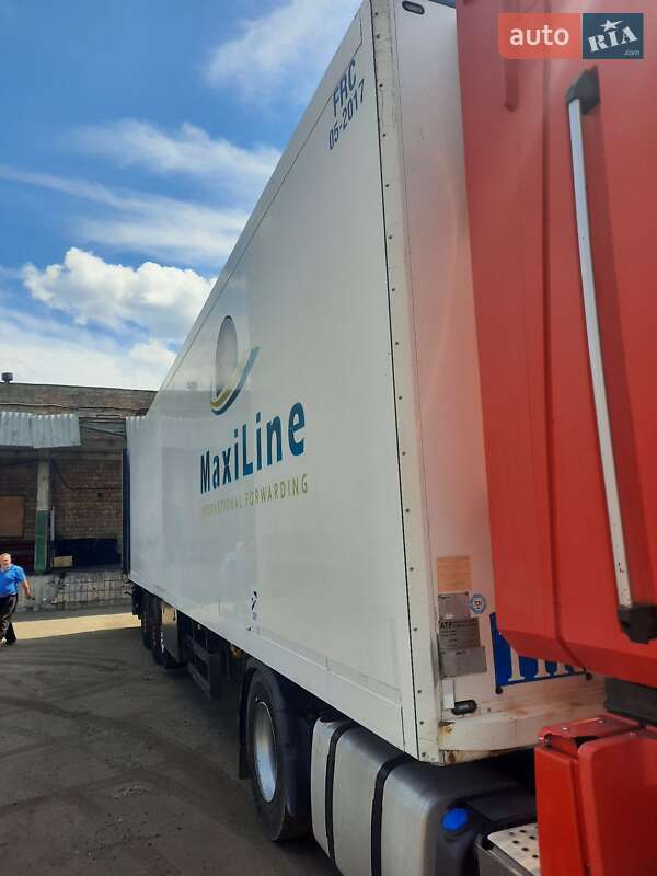 Рефрижератор напівпричіп Schmitz Cargobull SKO 24 2007 в Києві