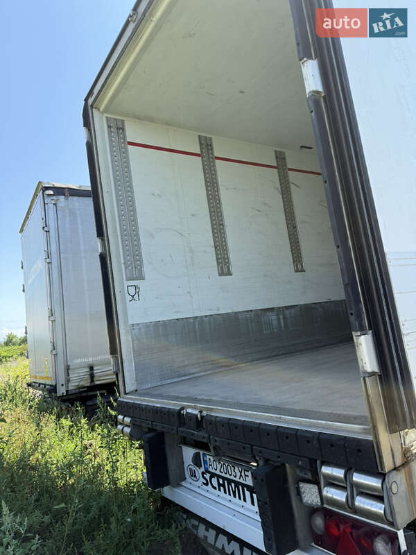 Рефрижератор Schmitz Cargobull SKO 24 2012 в Мукачево