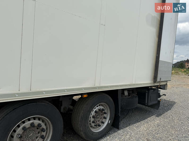Рефрижератор Schmitz Cargobull SKO 24 2012 в Мукачево