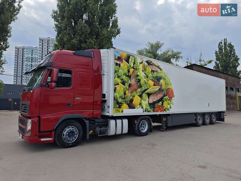 Рефрижератор полуприцеп Schmitz Cargobull SKO 24 2014 в Киеве