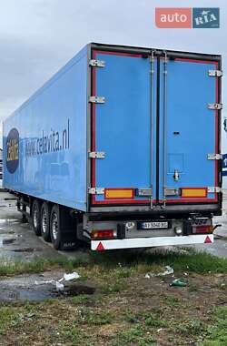 Рефрижератор полуприцеп Schmitz Cargobull SKO 24 2002 в 