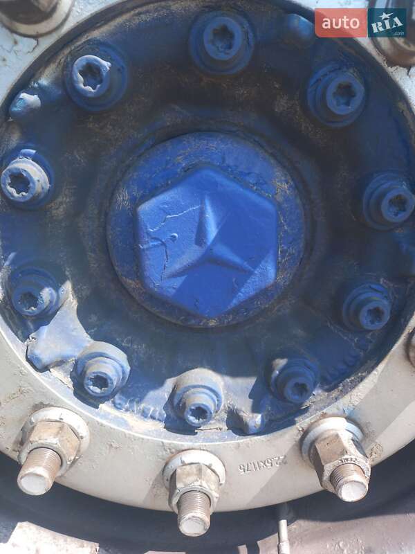 Изотермическая будка Schmitz Cargobull SKO 24 2003 в Львове