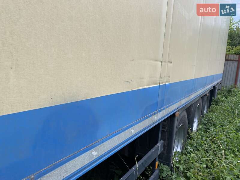 Рефрижератор полуприцеп Schmitz Cargobull SKO 24 2011 в Черновцах