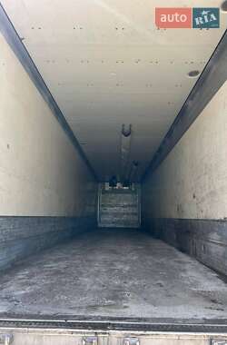 Рефрижератор Schmitz Cargobull SKO 24 2001 в 
