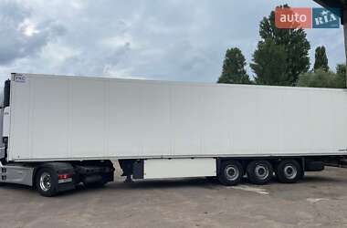 Рефрижератор полуприцеп Schmitz Cargobull SKO 24 2011 в Киеве