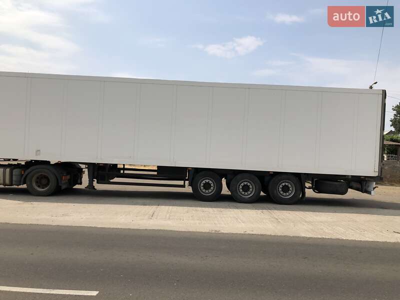 Рефрижератор полуприцеп Schmitz Cargobull SKO 24 2003 в 