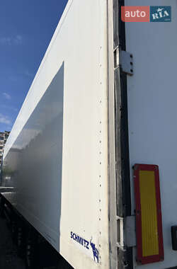Рефрижератор напівпричіп Schmitz Cargobull SKO 24 2007 в 