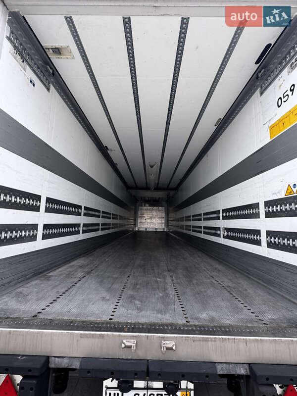 Рефрижератор полуприцеп Schmitz Cargobull SKO 24 2018 в Луцке