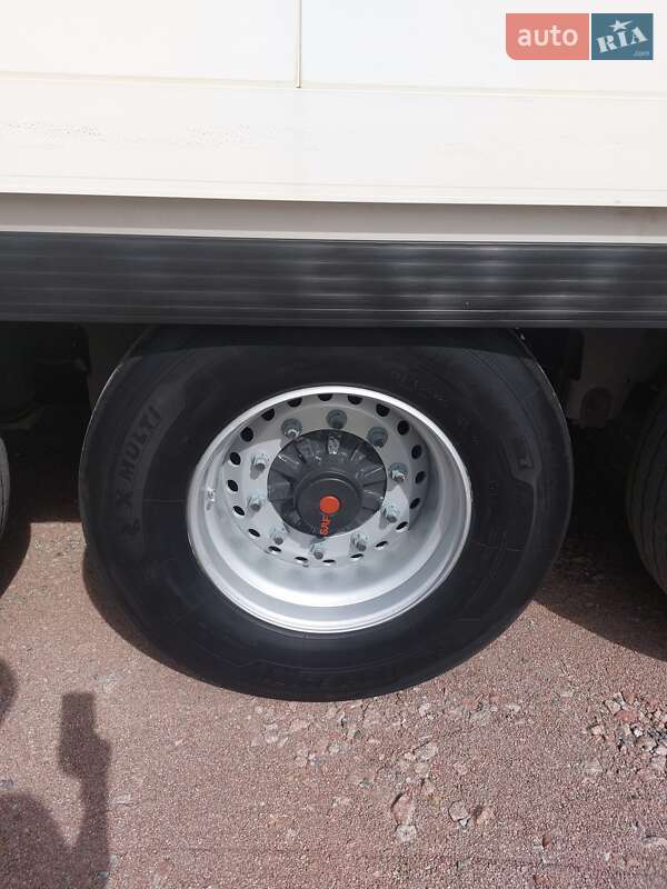 Рефрижератор напівпричіп Schmitz Cargobull SKO 24 2008 в Києві