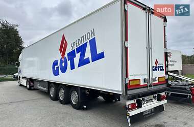 Рефрижератор полуприцеп Schmitz Cargobull SKO 24 2011 в Залещиках