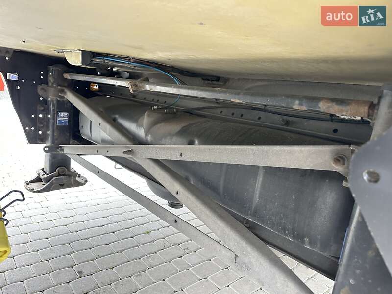 Рефрижератор полуприцеп Schmitz Cargobull SKO 24 2011 в Залещиках