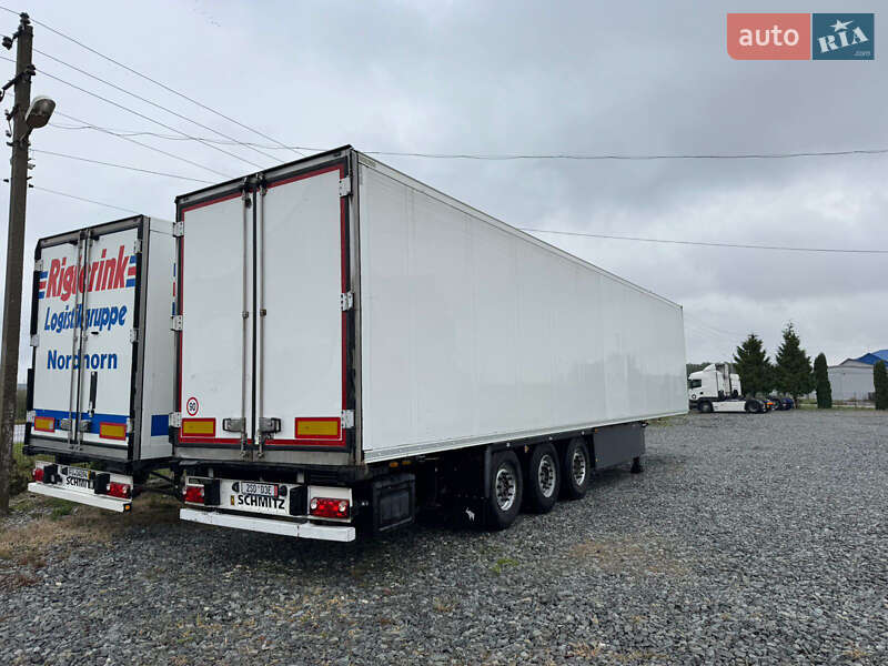 Рефрижератор напівпричіп Schmitz Cargobull SKO 24 2013 в 