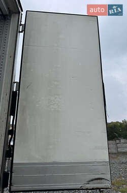 Рефрижератор напівпричіп Schmitz Cargobull SKO 24 2013 в 