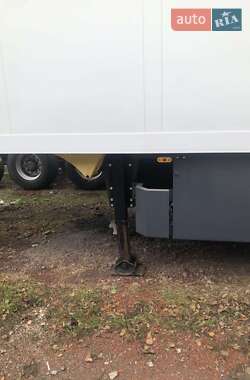 Рефрижератор Schmitz Cargobull SKO 24 2004 в 
