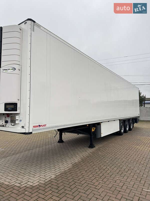 Рефрижератор напівпричіп Schmitz Cargobull SKO 24 2017 в Вінниці