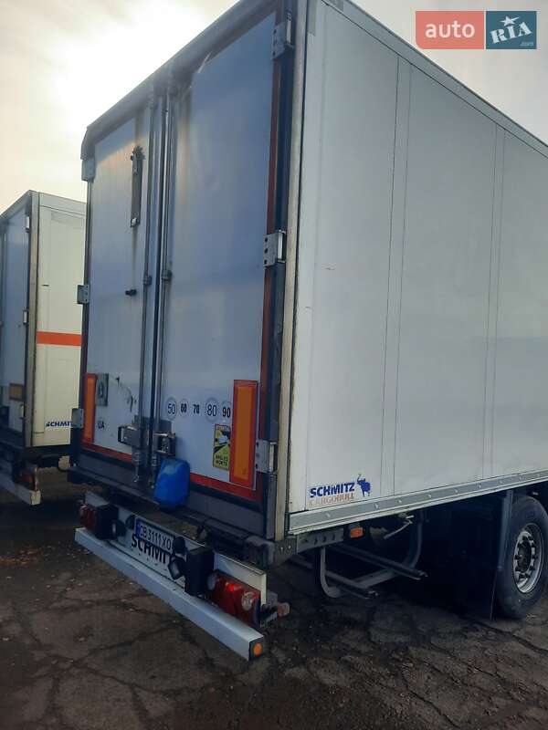 Рефрижератор полуприцеп Schmitz Cargobull SKO 24 2011 в Чернигове