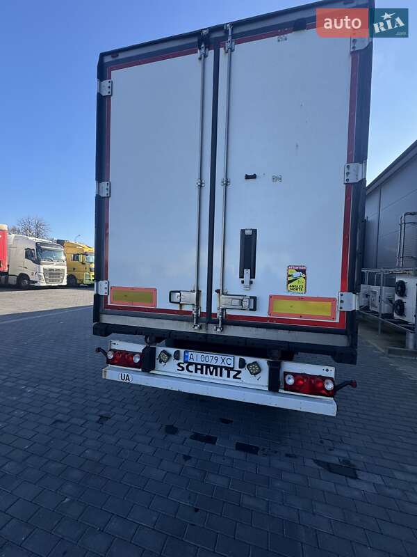 Рефрижератор полуприцеп Schmitz Cargobull SKO 24 2010 в Киеве