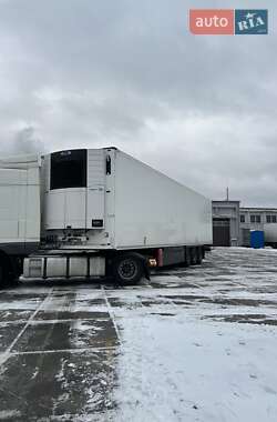 Рефрижератор полуприцеп Schmitz Cargobull SKO 24 2015 в Киеве