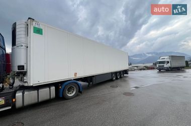 Рефрижератор полуприцеп Schmitz Cargobull SKO 24 2015 в Черновцах