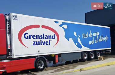 Рефрижератор полуприцеп Schmitz Cargobull SKO 24 2007 в Черновцах