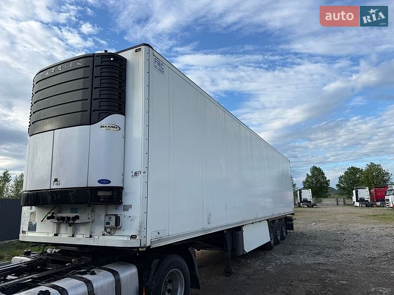 Рефрижератор полуприцеп Schmitz Cargobull SKO 24 2011 в Тячеве