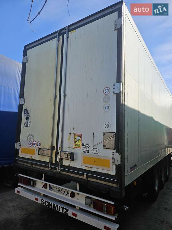Рефрижератор полуприцеп Schmitz Cargobull SKO 2005 в Харькове